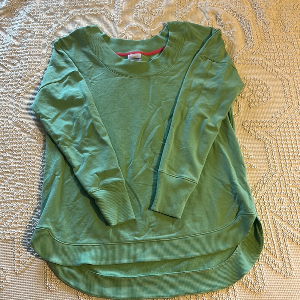 Columbia Women’s Crewneck